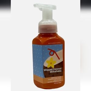 🌴 Bath & Body Works Whipped Coconut Milkshake Foaming Hand Soap – RARE 8.75 oz.